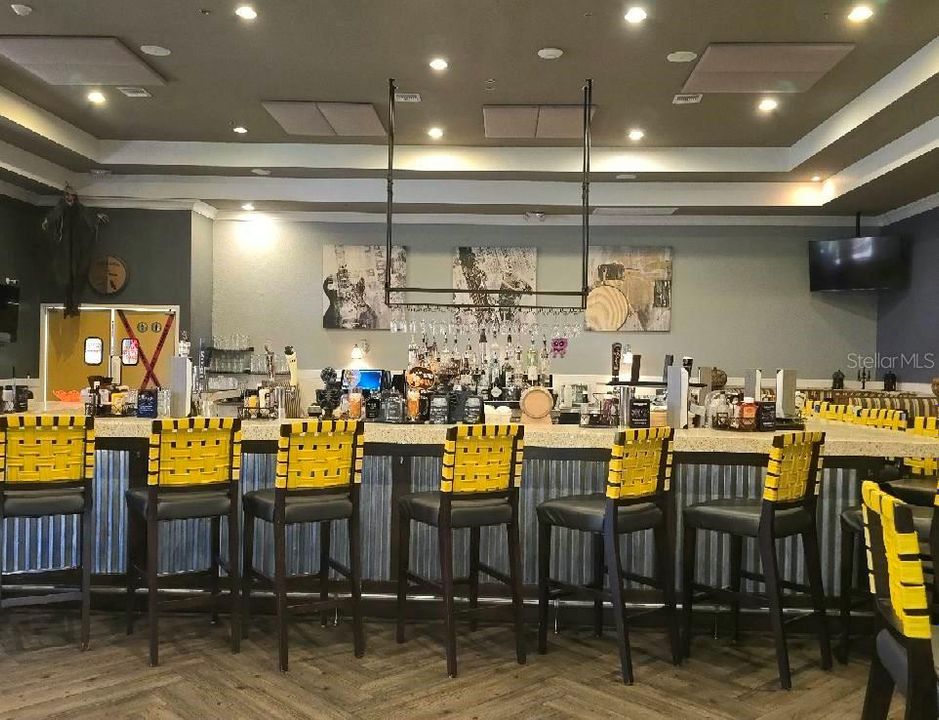 For Sale: $330,000 (3 beds, 2 baths, 1974 Square Feet)