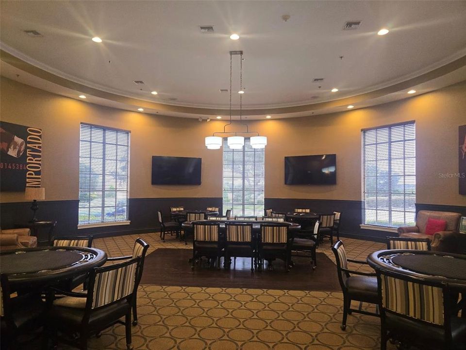 For Sale: $330,000 (3 beds, 2 baths, 1974 Square Feet)