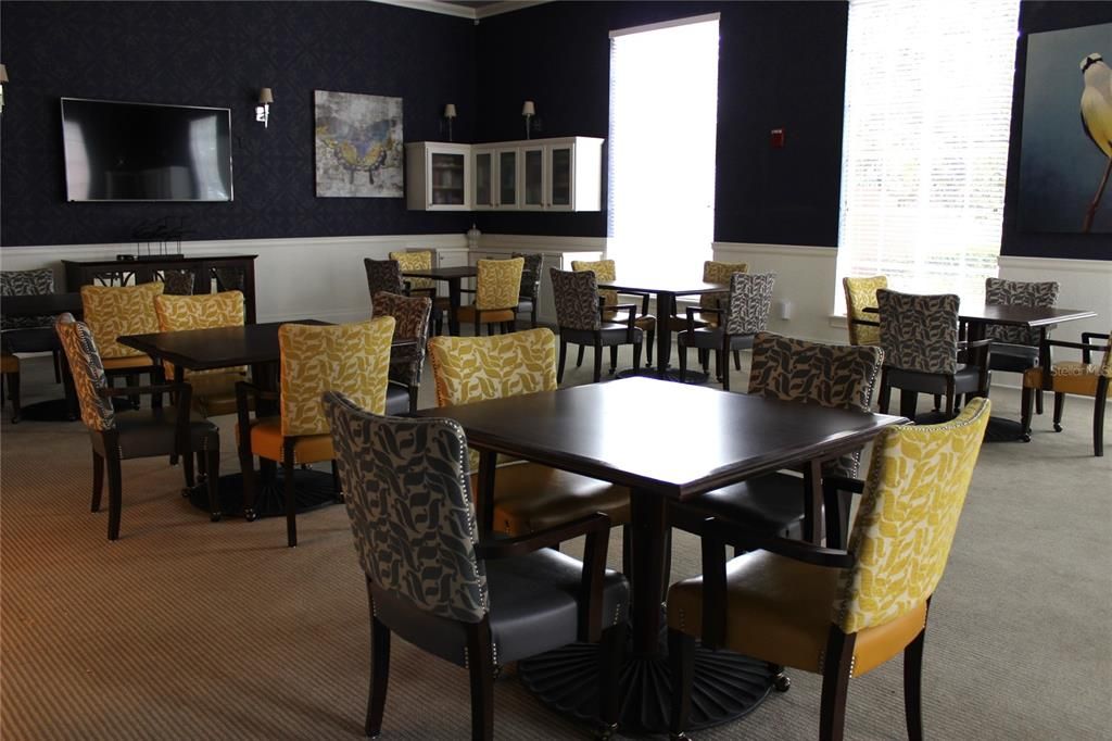 For Sale: $330,000 (3 beds, 2 baths, 1974 Square Feet)