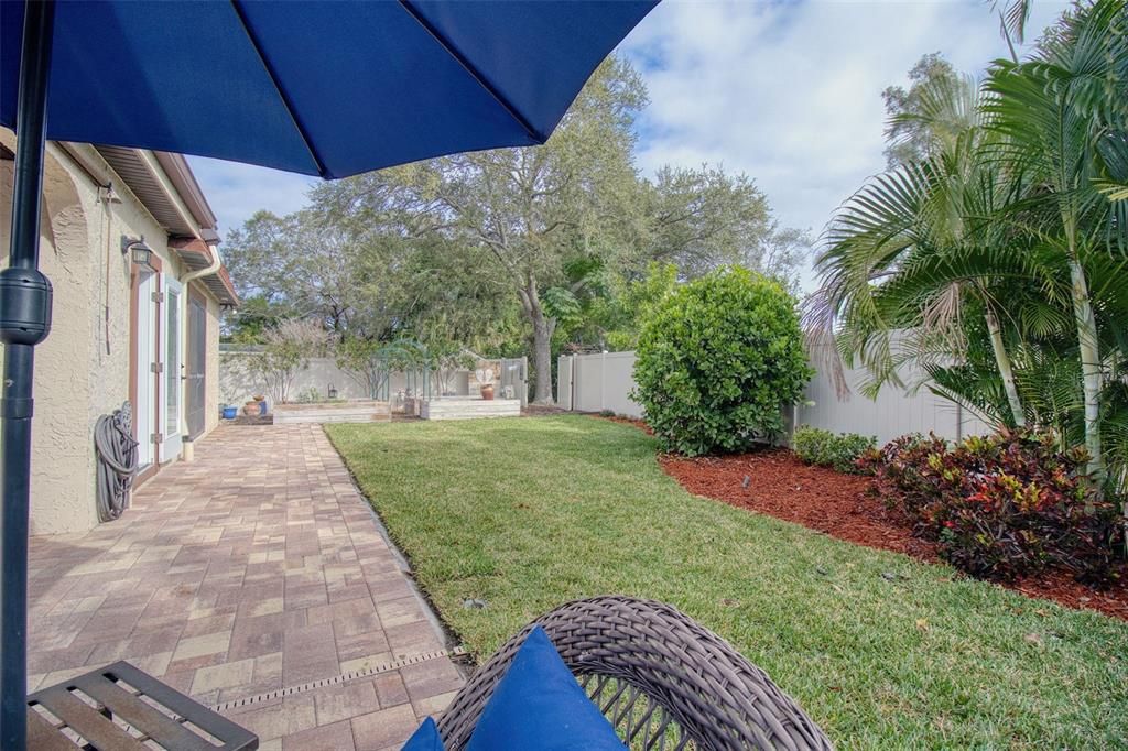 For Sale: $1,300,000 (3 beds, 2 baths, 1654 Square Feet)