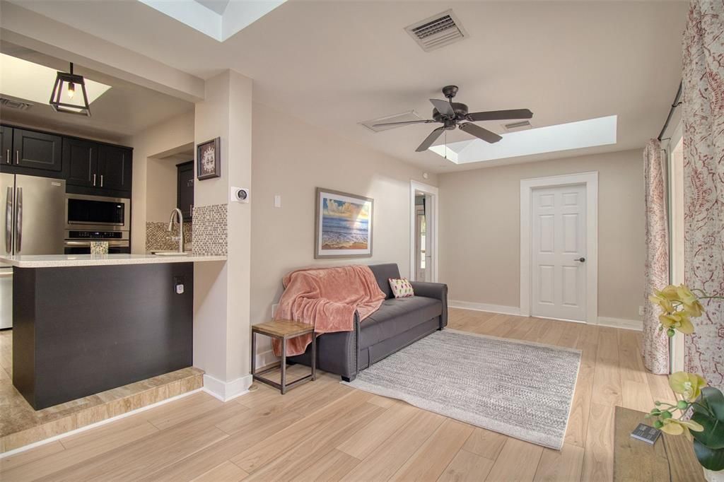 For Sale: $1,300,000 (3 beds, 2 baths, 1654 Square Feet)