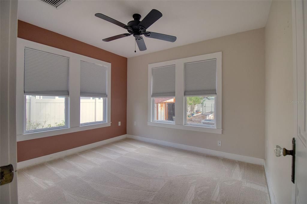 For Sale: $1,300,000 (3 beds, 2 baths, 1654 Square Feet)