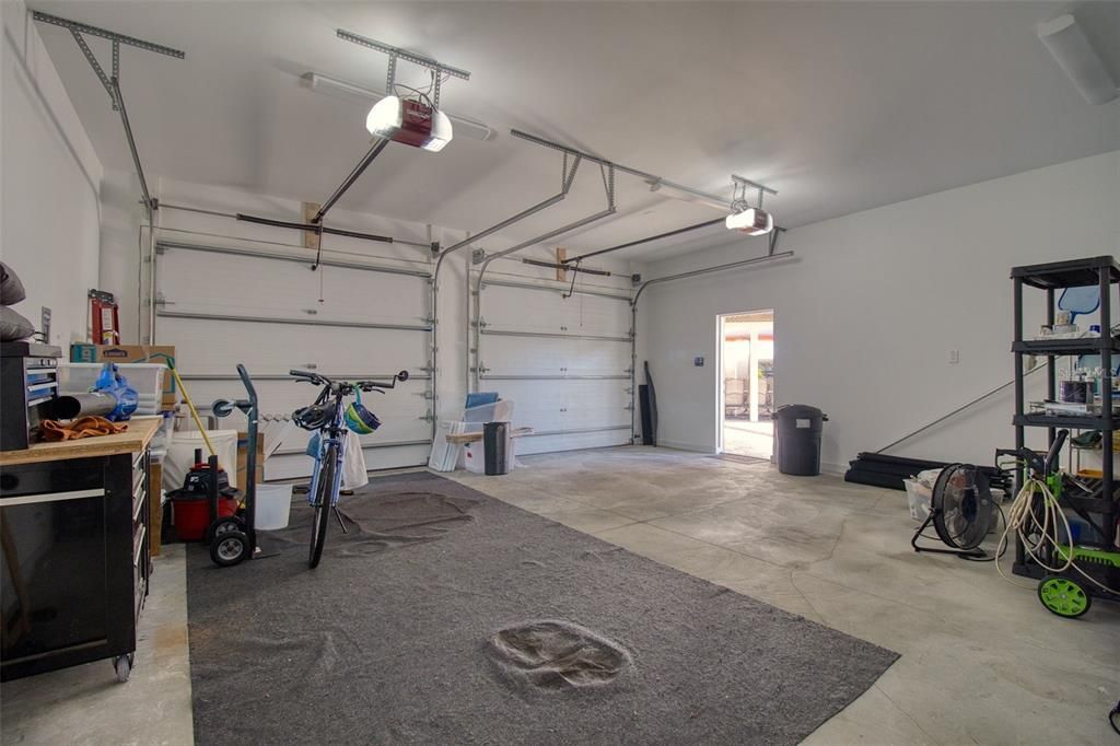 For Sale: $1,300,000 (3 beds, 2 baths, 1654 Square Feet)