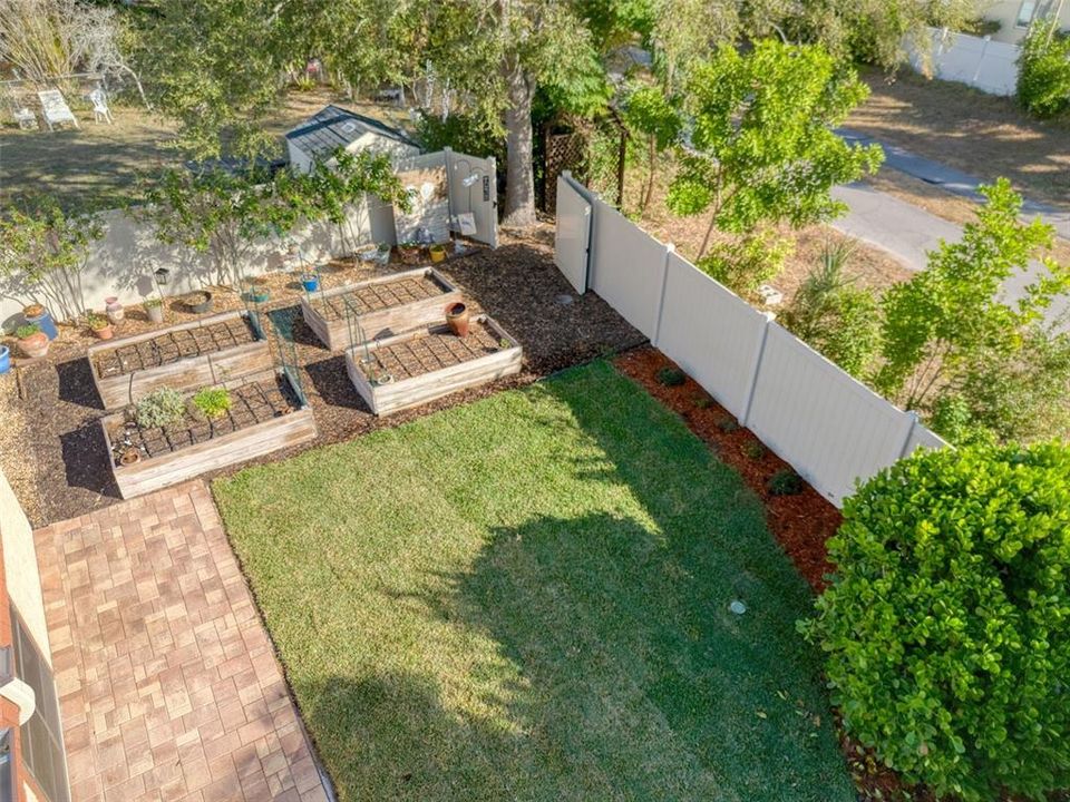 For Sale: $1,300,000 (3 beds, 2 baths, 1654 Square Feet)