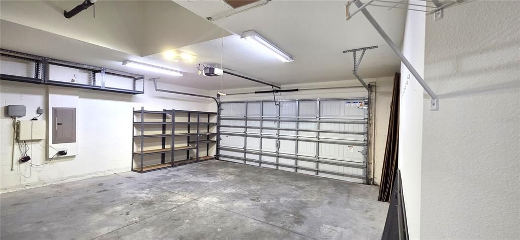 For Sale: $288,450 (4 beds, 2 baths, 1884 Square Feet)