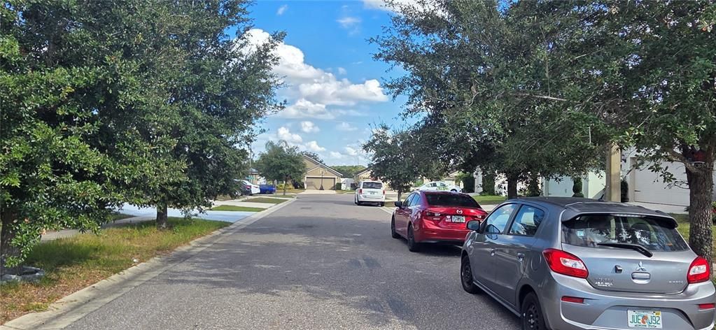 For Sale: $288,450 (4 beds, 2 baths, 1884 Square Feet)