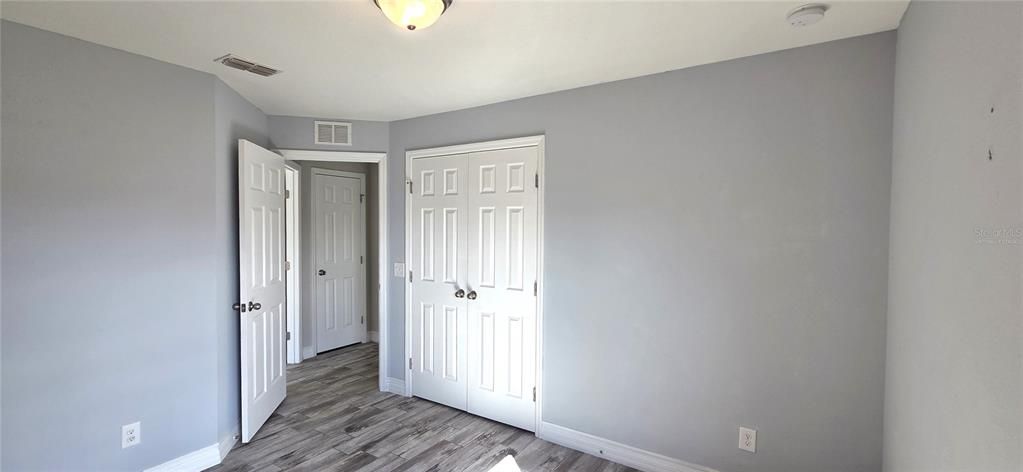 For Sale: $288,450 (4 beds, 2 baths, 1884 Square Feet)