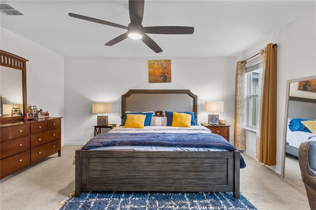 For Sale: $420,000 (4 beds, 2 baths, 1964 Square Feet)