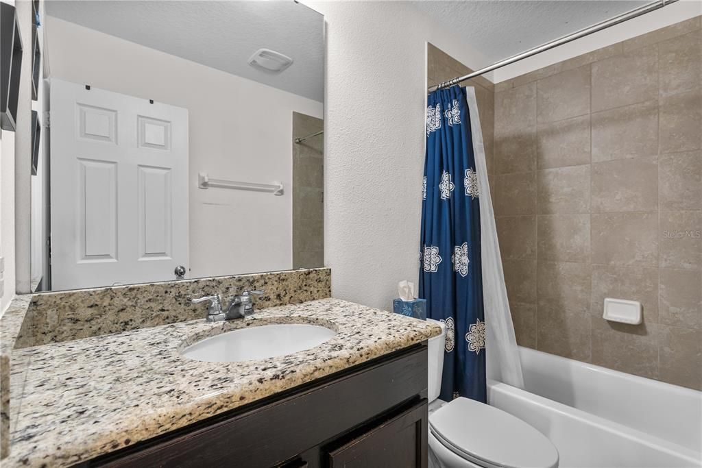 For Sale: $420,000 (4 beds, 2 baths, 1964 Square Feet)