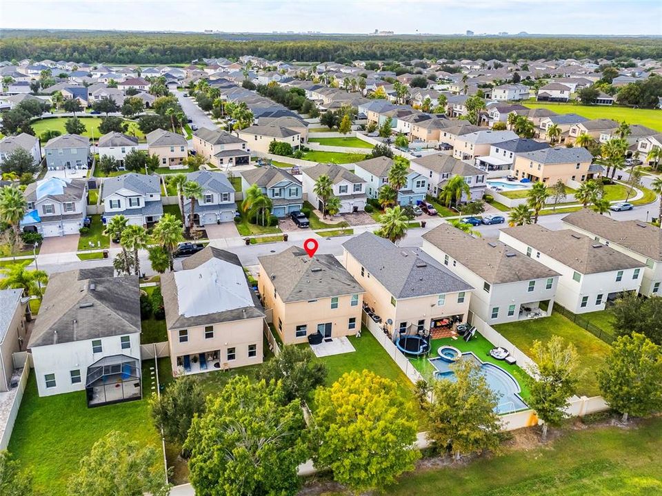 For Sale: $420,000 (4 beds, 2 baths, 1964 Square Feet)