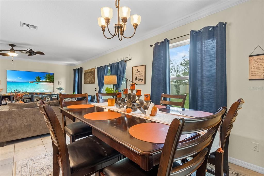 For Sale: $420,000 (4 beds, 2 baths, 1964 Square Feet)