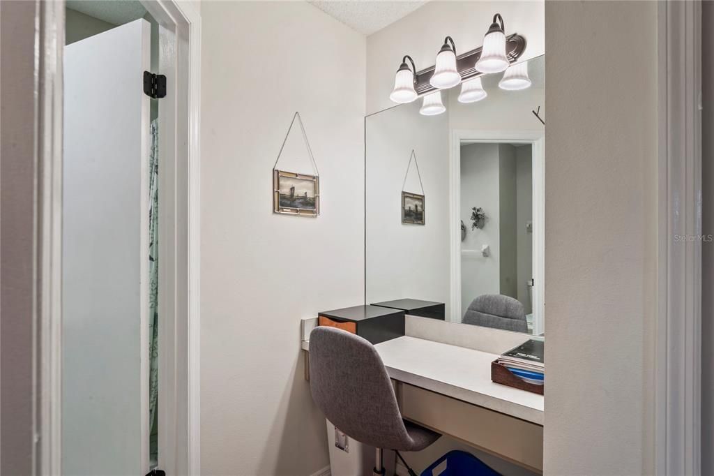 待售: $189,900 (2 贝兹, 2 浴室, 1499 平方英尺)