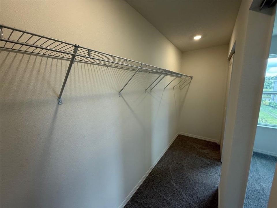 出租: $1,950 (3 贝兹, 2 浴室, 1685 平方英尺)