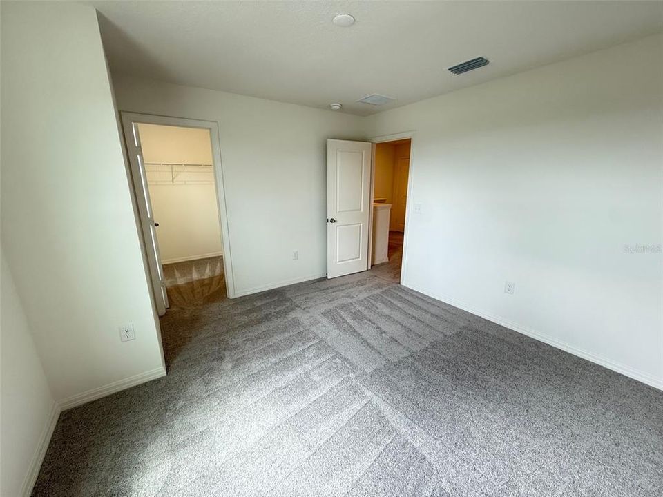 出租: $1,950 (3 贝兹, 2 浴室, 1685 平方英尺)