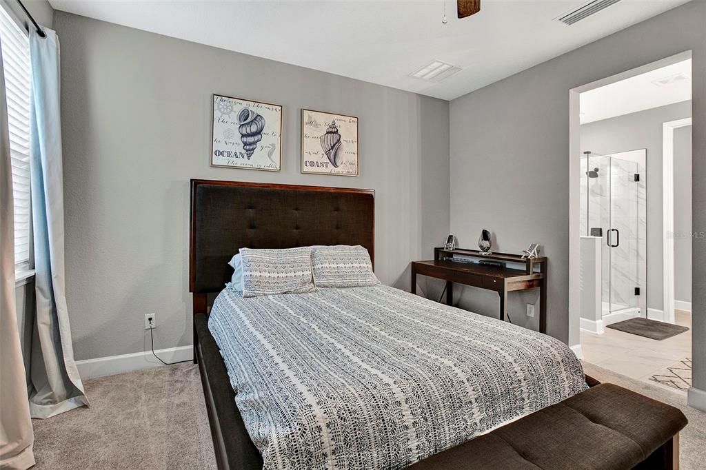 На продажу: $599,900 (4 спален, 3 ванн, 2656 Квадратных фут)