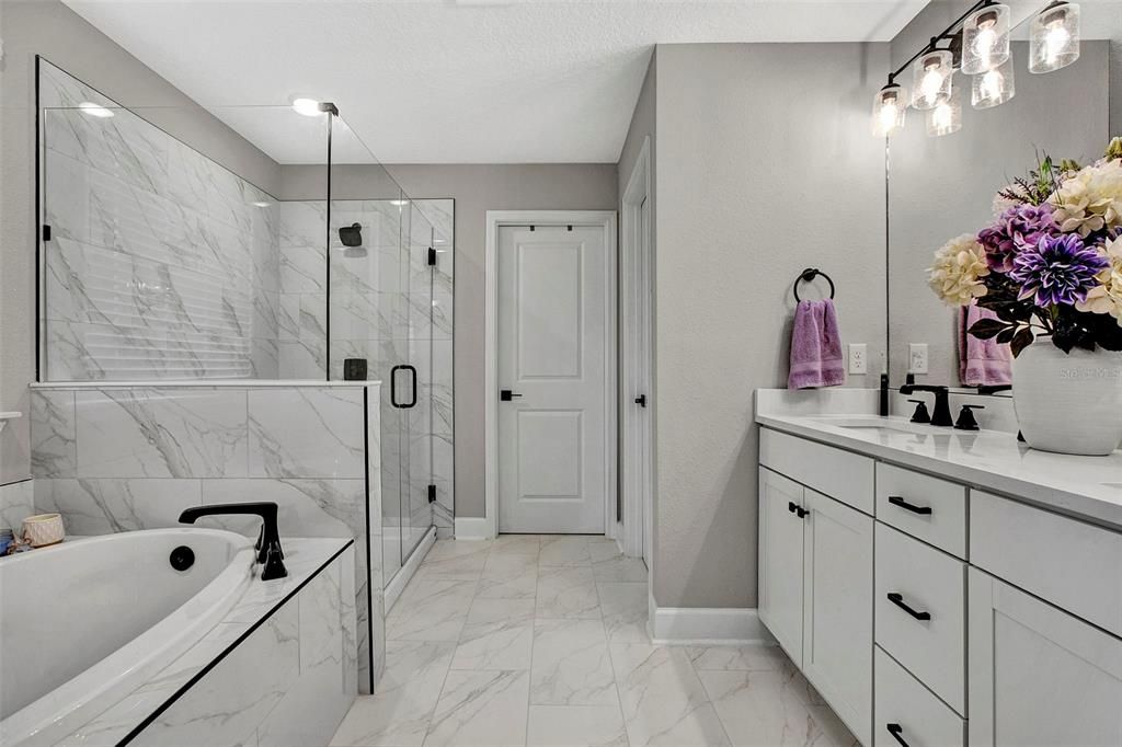 На продажу: $599,900 (4 спален, 3 ванн, 2656 Квадратных фут)