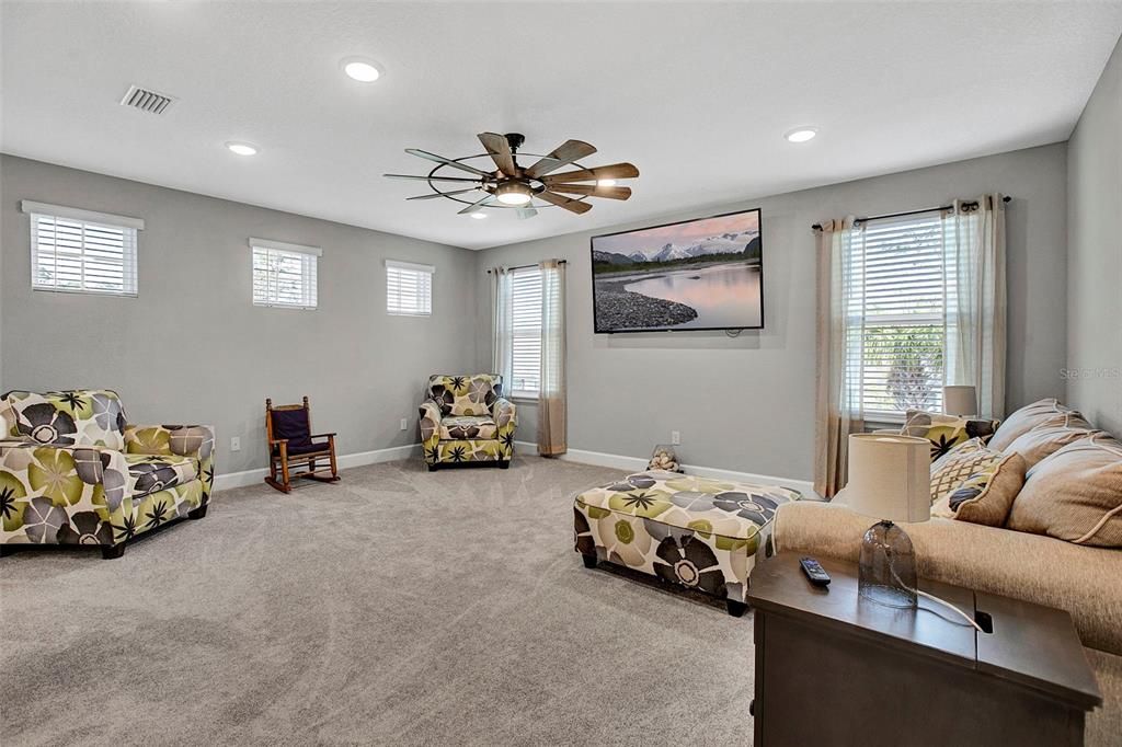 На продажу: $599,900 (4 спален, 3 ванн, 2656 Квадратных фут)