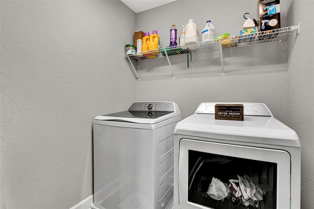 На продажу: $599,900 (4 спален, 3 ванн, 2656 Квадратных фут)