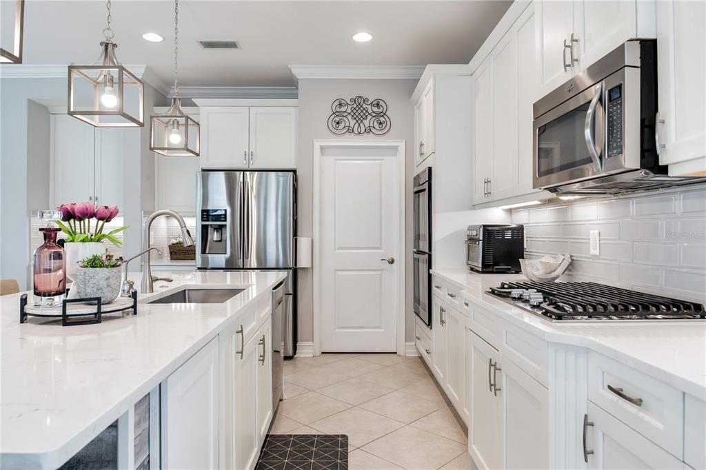 For Sale: $824,999 (4 beds, 3 baths, 3171 Square Feet)