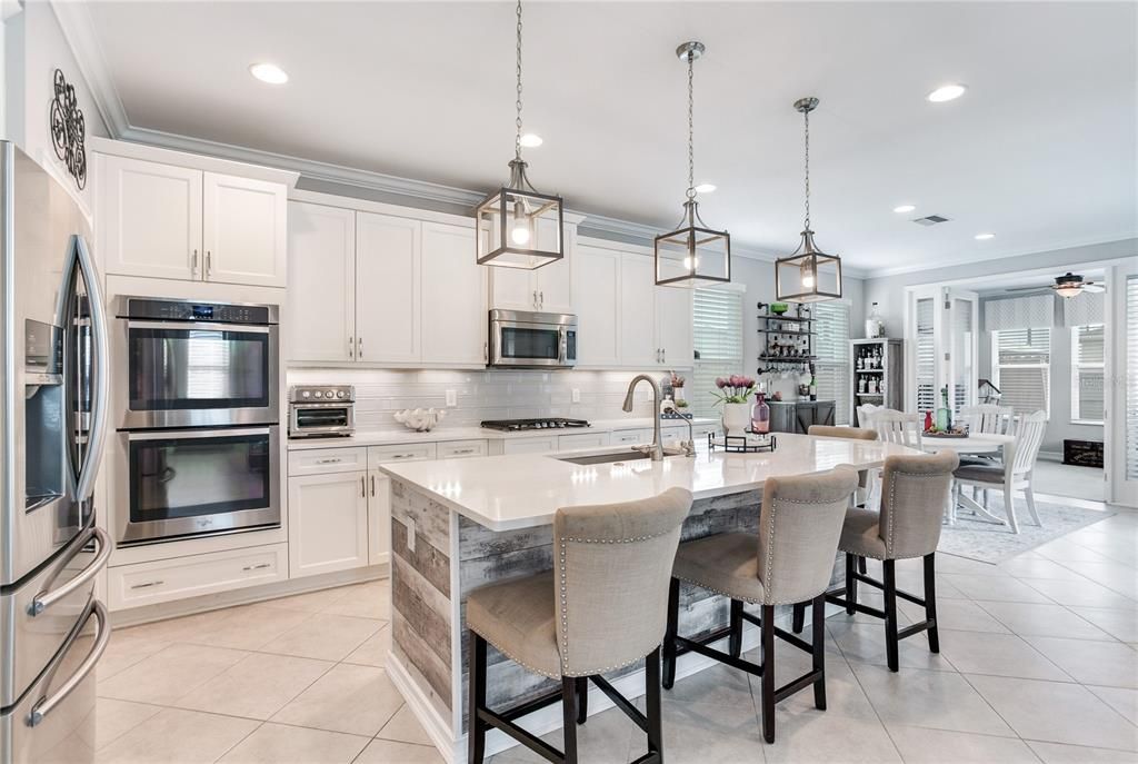 For Sale: $824,999 (4 beds, 3 baths, 3171 Square Feet)