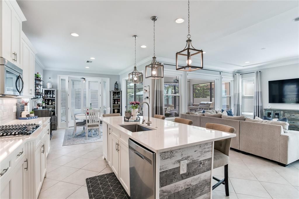 For Sale: $824,999 (4 beds, 3 baths, 3171 Square Feet)