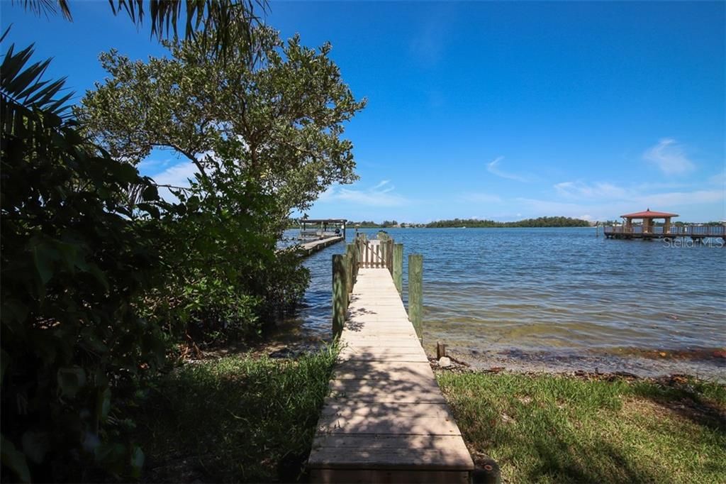 For Rent: $10,500 (5 beds, 3 baths, 4339 Square Feet)