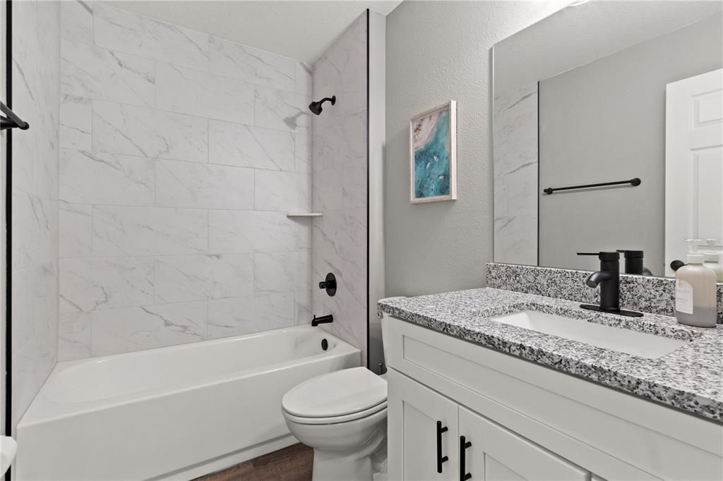 For Sale: $279,900 (3 beds, 2 baths, 1456 Square Feet)