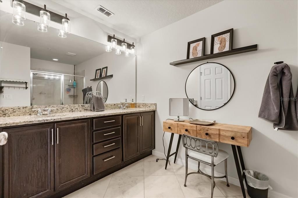 На продажу: $310,000 (3 спален, 2 ванн, 1548 Квадратных фут)