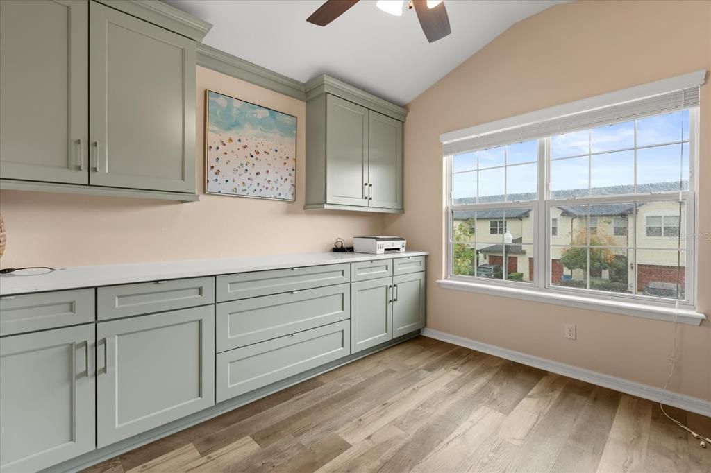 На продажу: $310,000 (3 спален, 2 ванн, 1548 Квадратных фут)