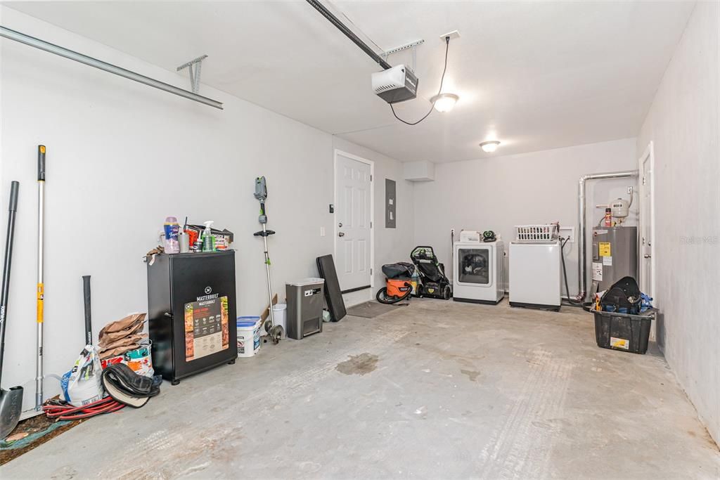 For Sale: $299,500 (3 beds, 2 baths, 1503 Square Feet)