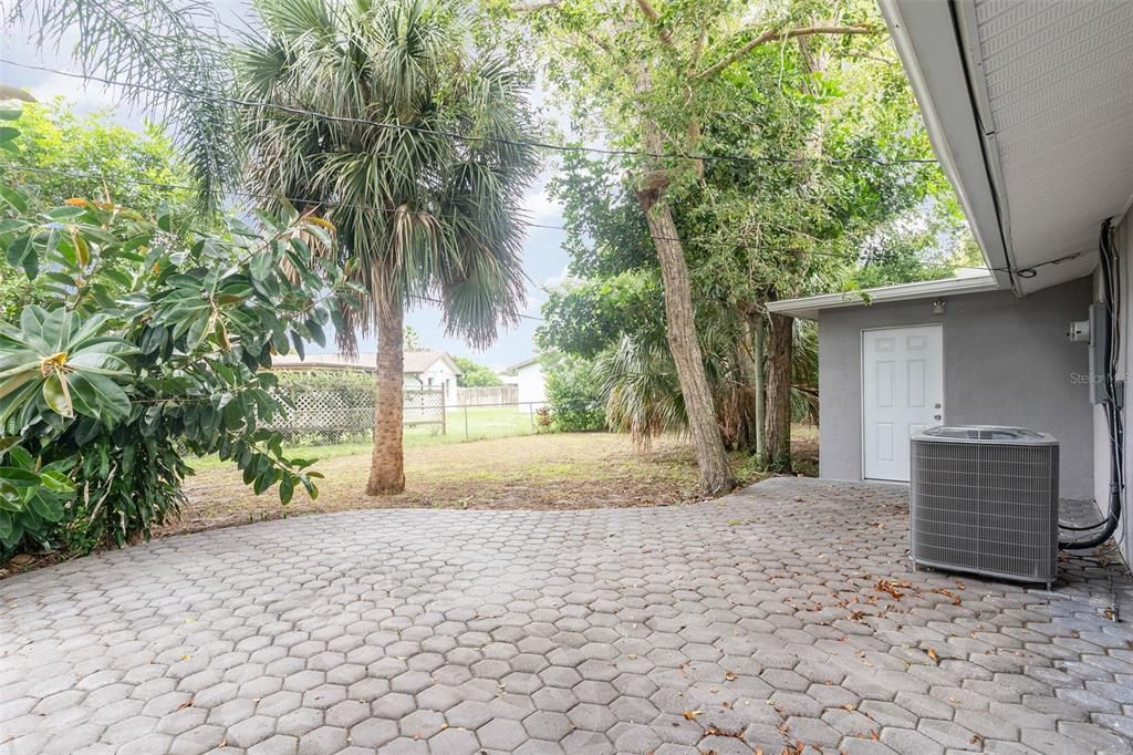 For Sale: $299,500 (3 beds, 2 baths, 1503 Square Feet)