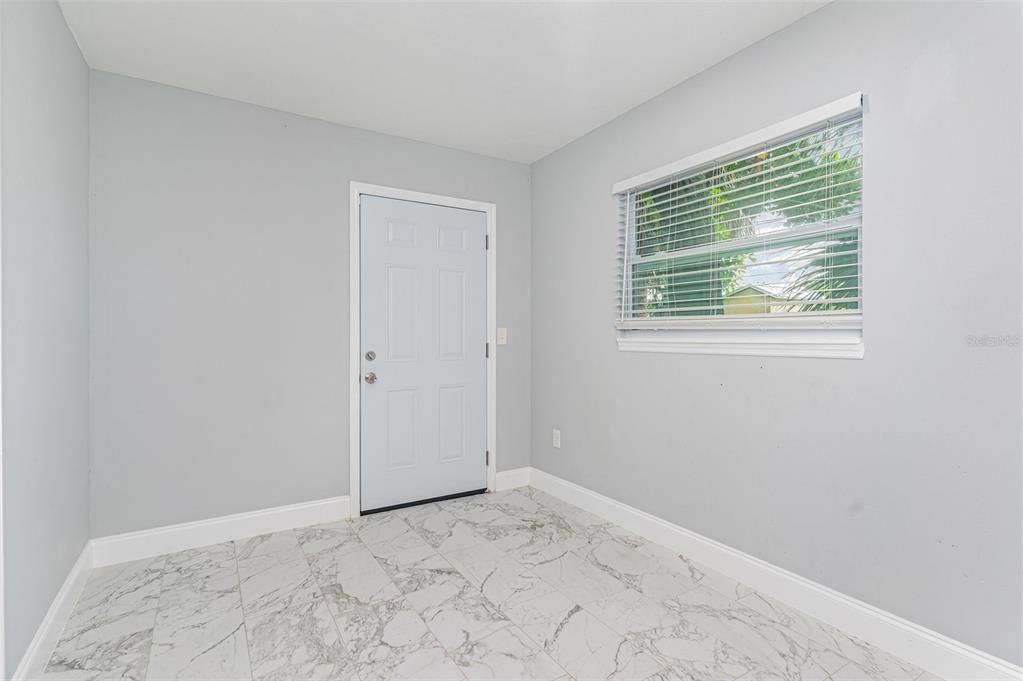 For Sale: $299,500 (3 beds, 2 baths, 1503 Square Feet)