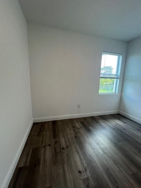 出租: $2,000 (4 贝兹, 3 浴室, 1810 平方英尺)