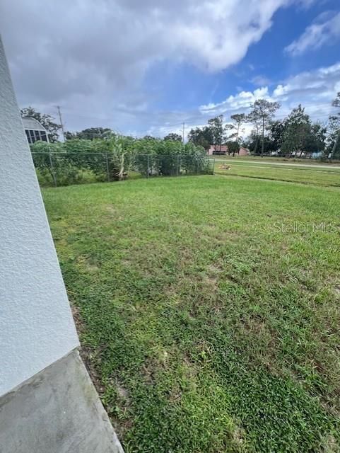 出租: $2,000 (4 贝兹, 3 浴室, 1810 平方英尺)