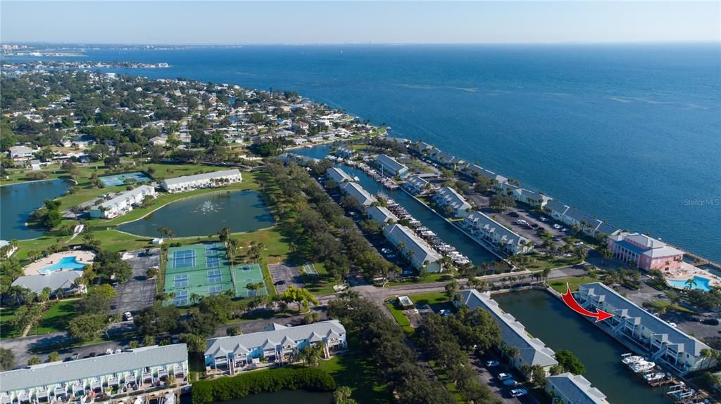 待售: $255,000 (1 贝兹, 2 浴室, 823 平方英尺)