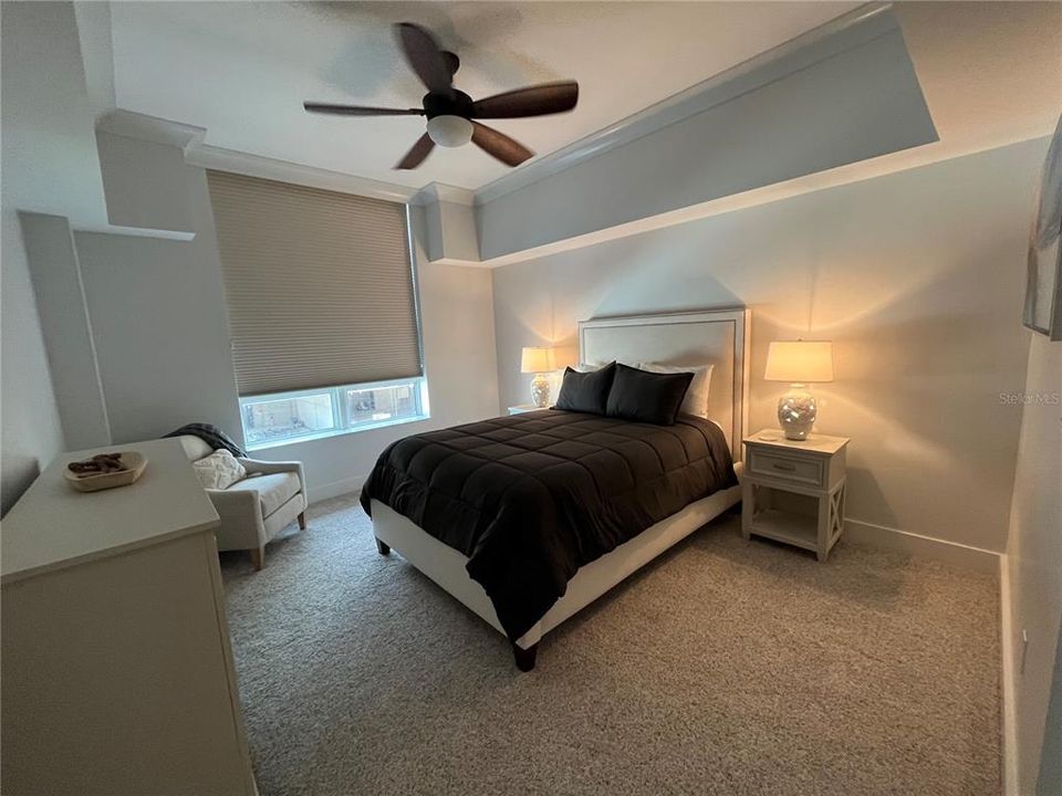 For Sale: $1,050,000 (2 beds, 2 baths, 1364 Square Feet)