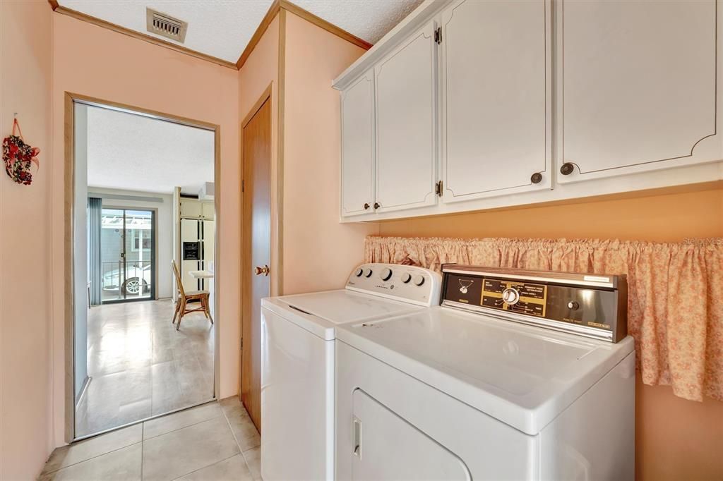 待售: $209,900 (2 贝兹, 2 浴室, 1482 平方英尺)