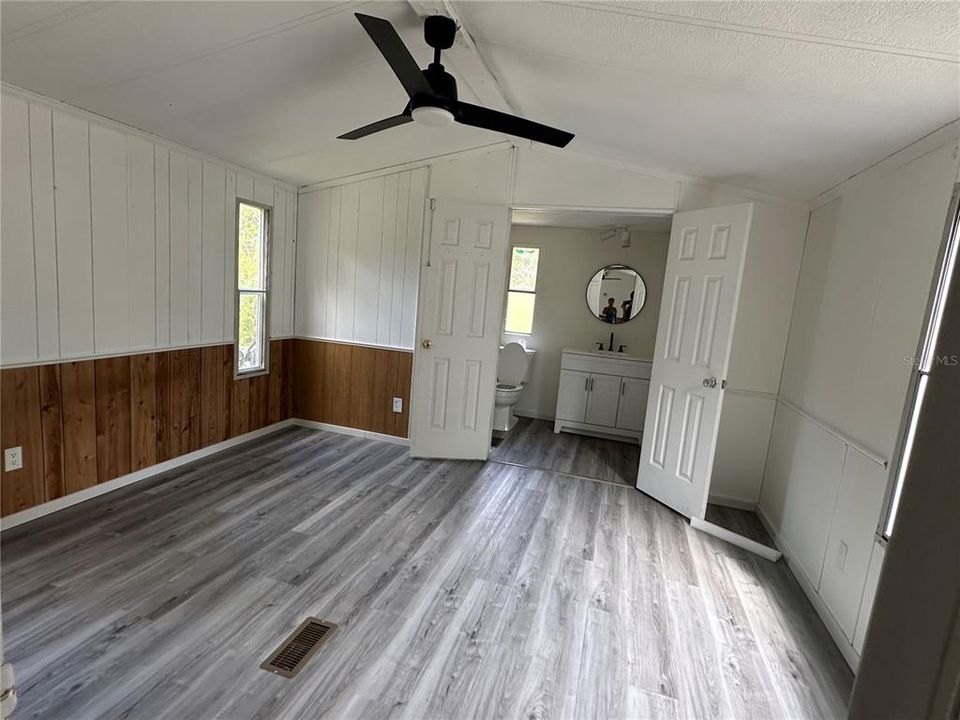 待售: $172,500 (2 贝兹, 2 浴室, 924 平方英尺)