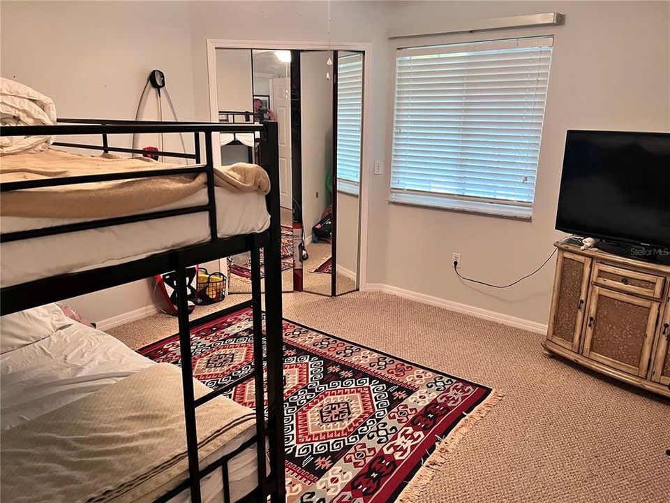 出租: $2,000 (2 贝兹, 2 浴室, 1140 平方英尺)