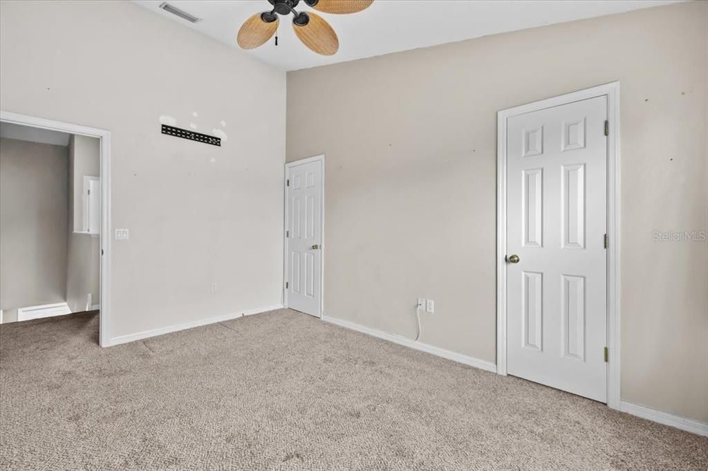 待售: $222,000 (2 贝兹, 2 浴室, 1205 平方英尺)