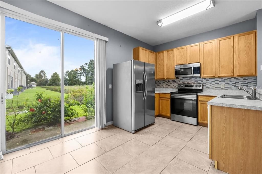 待售: $222,000 (2 贝兹, 2 浴室, 1205 平方英尺)