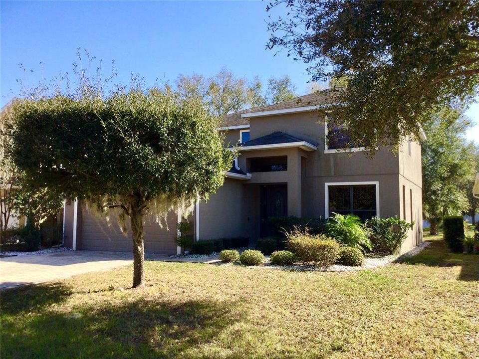 For Sale: $357,000 (3 beds, 2 baths, 2059 Square Feet)