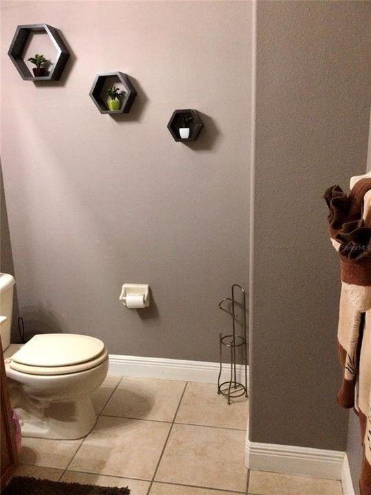 For Sale: $357,000 (3 beds, 2 baths, 2059 Square Feet)