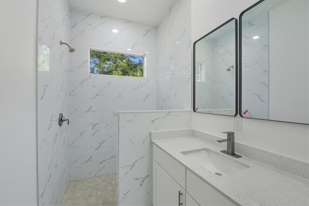 For Sale: $350,000 (3 beds, 2 baths, 1657 Square Feet)