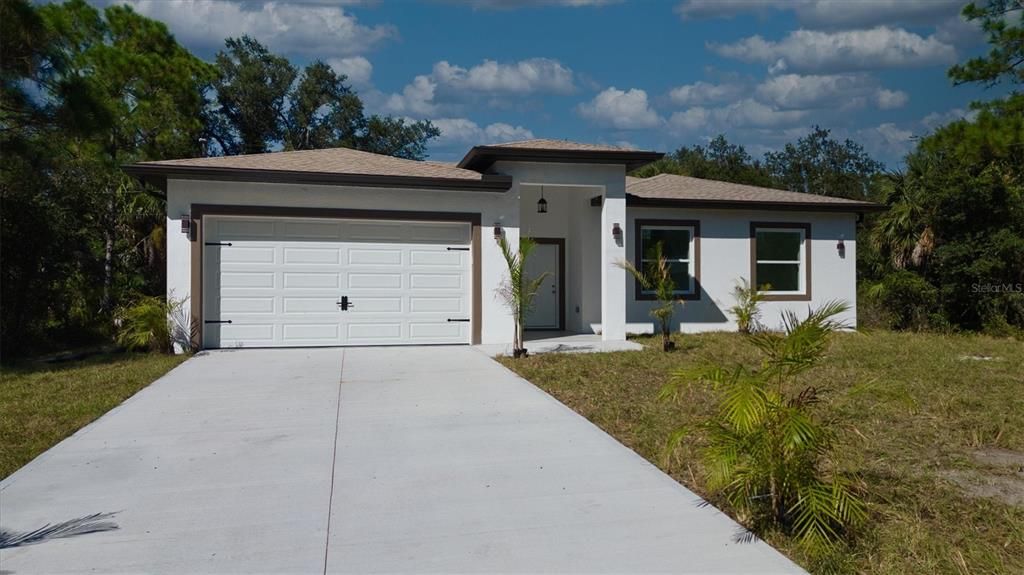 For Sale: $350,000 (3 beds, 2 baths, 1657 Square Feet)