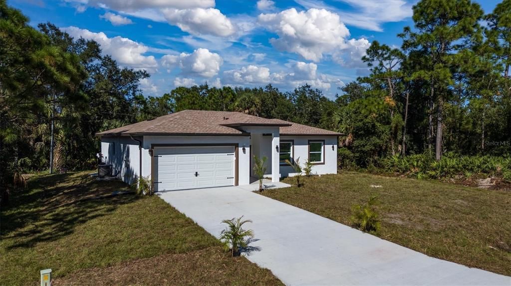 For Sale: $350,000 (3 beds, 2 baths, 1657 Square Feet)