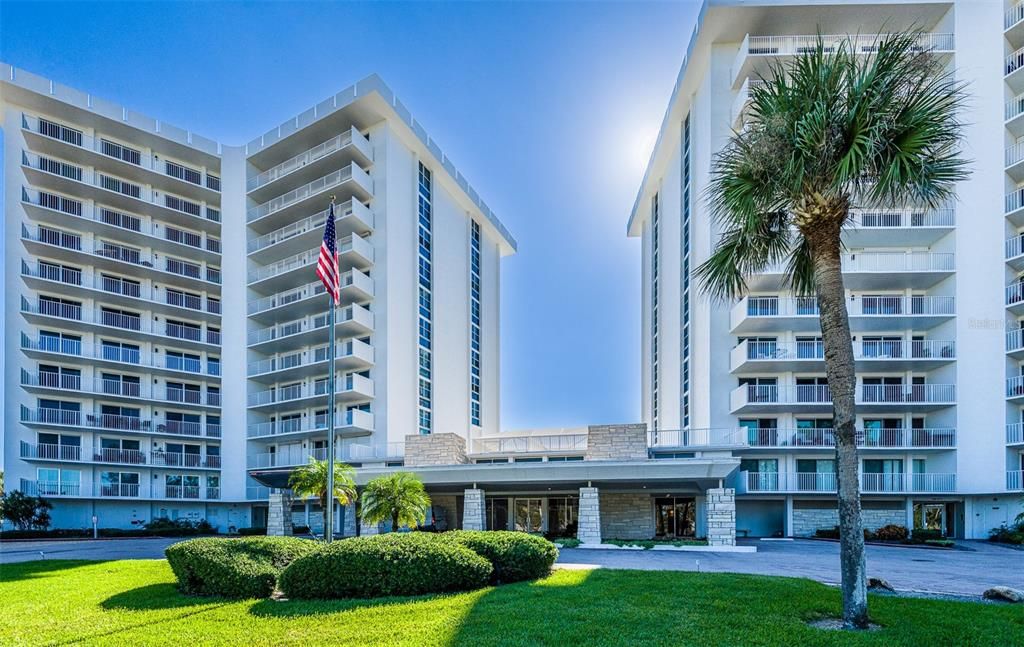 На продажу: $590,000 (2 спален, 2 ванн, 1235 Квадратных фут)