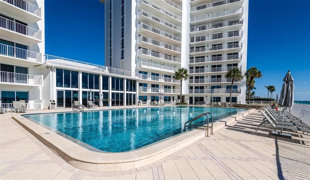 На продажу: $590,000 (2 спален, 2 ванн, 1235 Квадратных фут)