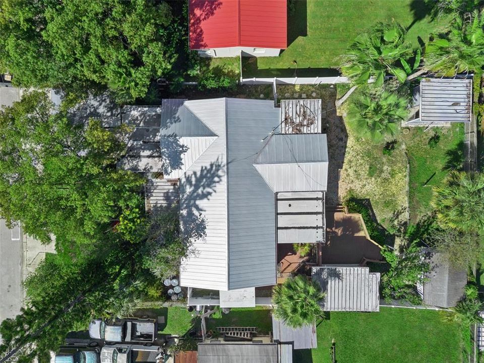 合同活跃: $284,900 (3 贝兹, 1 浴室, 1020 平方英尺)