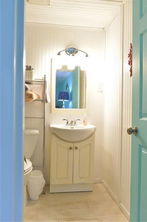 For Sale: $370,000 (2 beds, 2 baths, 1209 Square Feet)